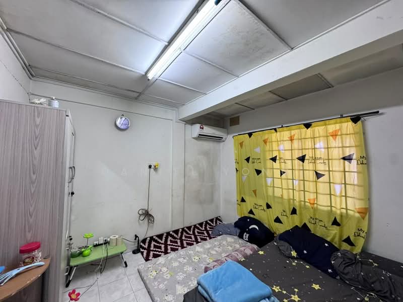 2-storey Terraced House for Sale in Taman Pontian Jaya (Pontian) - Daniel Yong - Bedroom - PropertyGuru.com.my
