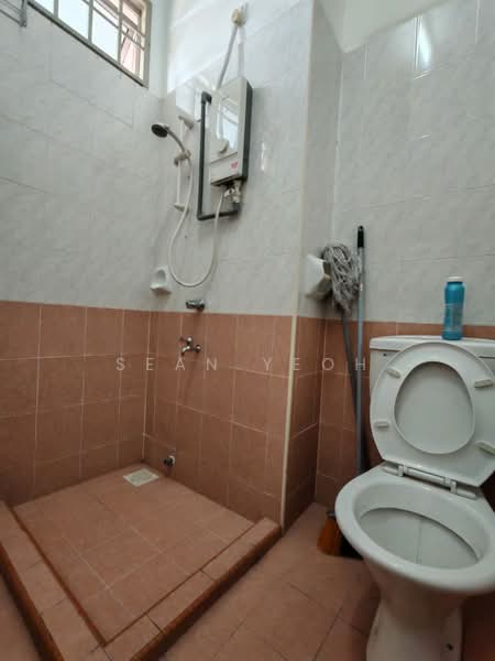 Semi-Detached House for Sale in Taman Bukit Jaya (Ulu Tiram) - Sean Yeoh - PropertyGuru.com.my