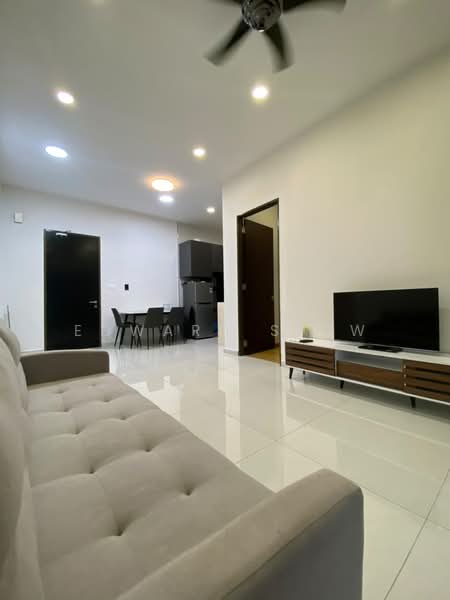 Kondominium untuk Disewa di Kings Bay @ Country Garden Danga Bay - Edward Siow - Living Room - PropertyGuru.com.my