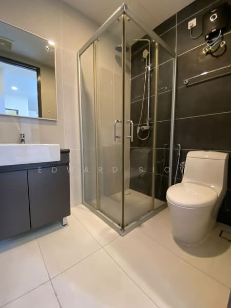 Kondominium untuk Disewa di Kings Bay @ Country Garden Danga Bay - Edward Siow - Bathroom - PropertyGuru.com.my