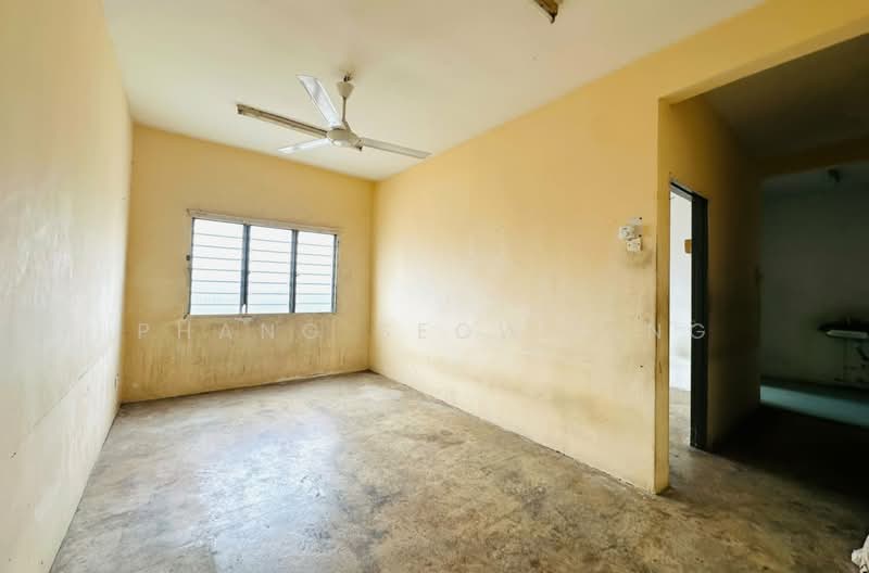 Rumah Flat untuk Dijual di Rumah Pangsa Sutera Wangi - Phang Seow Ling - Interior - PropertyGuru.com.my
