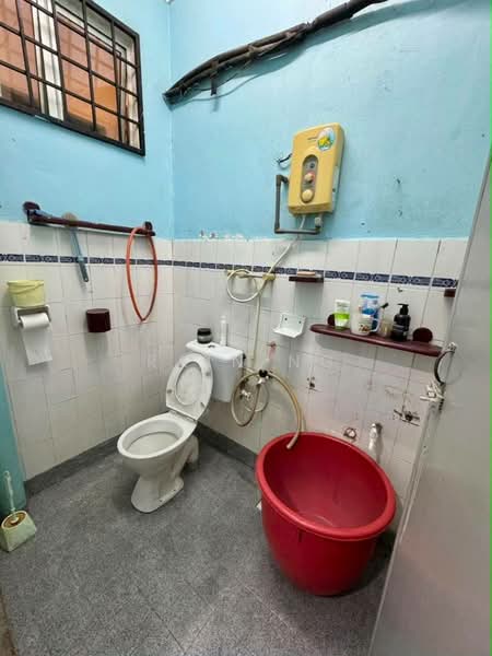 Semi-Detached House for Sale in Masai (Johor) - Rain Ng - Bathroom - PropertyGuru.com.my