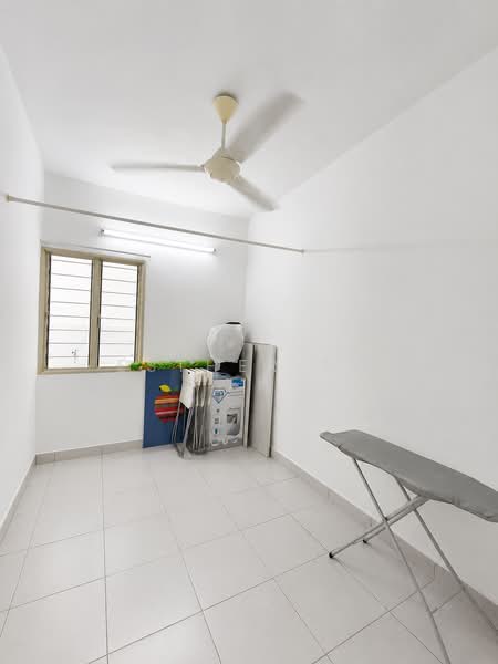Pangsapuri untuk Dijual di Pangsapuri Akasia (Bandar Botanic) - Esther Ng - Interior - PropertyGuru.com.my