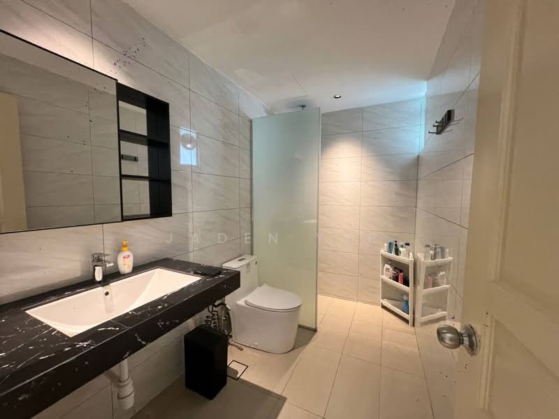 Kondominium untuk Disewa di Corinthian Condominium - Jaden Yap - Bathroom - PropertyGuru.com.my