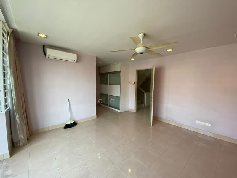 Rumah Teres untuk Dijual di Laman Rimbunan (Kepong) - Nicole . - Living Room - PropertyGuru.com.my