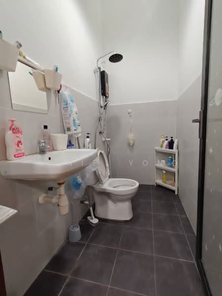 2-storey Terraced House for Sale in Taman Pulai Mutiara (Iskandar Puteri (Nusajaya)) - Daniel Yong - Bathroom - PropertyGuru.com.my