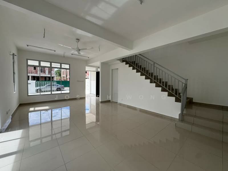 Rumah Kluster untuk Disewa di Kangkar Pulai (Skudai) - Joseph Wong - Living Room - PropertyGuru.com.my