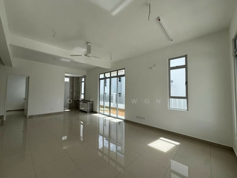Rumah Kluster untuk Disewa di Kangkar Pulai (Skudai) - Joseph Wong - Living Room - PropertyGuru.com.my