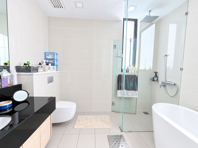 Condominium for Sale at Icon Residence - Art Edrus - Master Bathroom - PropertyGuru.com.my