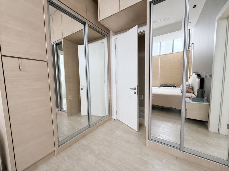 Condominium for Sale at Icon Residence - Art Edrus - Wardrobe - PropertyGuru.com.my
