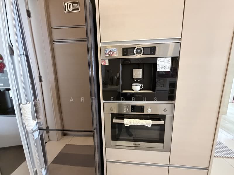 Condominium for Sale at Icon Residence - Art Edrus - Coffee Maker, oven & Fridge - PropertyGuru.com.my