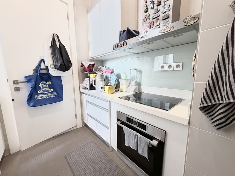 Condominium for Sale at Icon Residence - Art Edrus - Kitchen - PropertyGuru.com.my