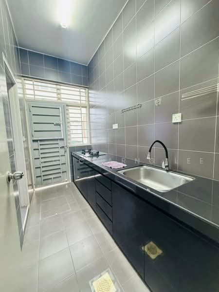 Rumah Teres 2-Tingkat untuk Disewa di Johor Bahru (Johor) - Hong Charng Lee - Kitchen - PropertyGuru.com.my