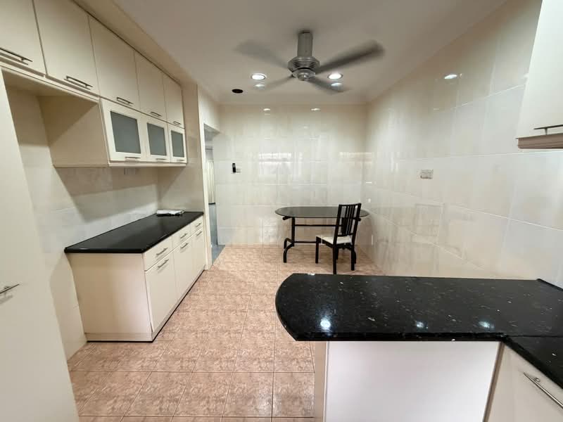 Rumah Teres 2-Tingkat untuk Dijual di Taman Bukit Idaman (Selayang) - Nicky Lai - Kitchen - PropertyGuru.com.my