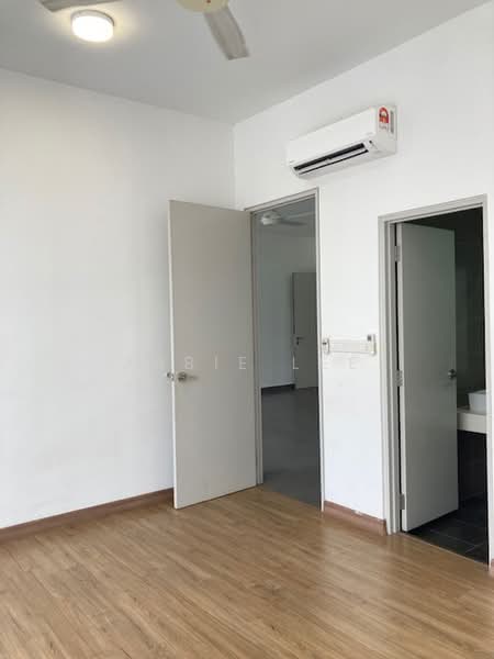 Service Residence for Sale at Sentrio Pandan - Abbie Lee - Interior - PropertyGuru.com.my