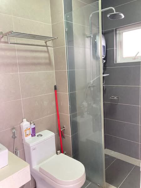 Service Residence for Sale at Sentrio Pandan - Abbie Lee - Bathroom - PropertyGuru.com.my