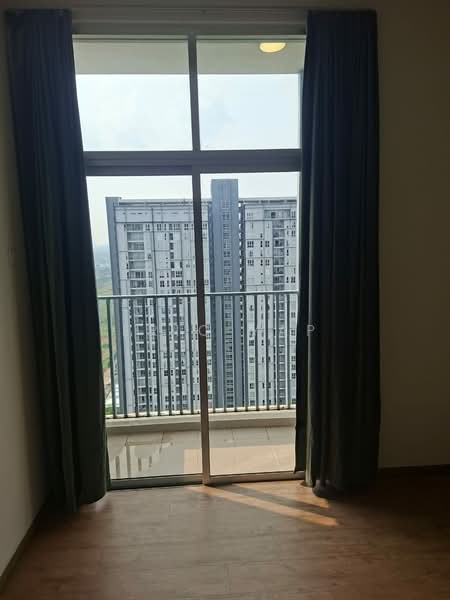 Kondominium untuk Disewa di Lakefront Homes - Eric Yap - Balcony - PropertyGuru.com.my