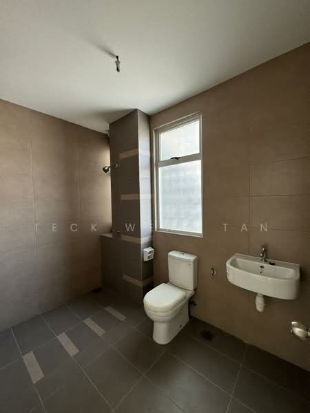 2-storey Terraced House for Sale in Bandar Rimbayu (Telok Panglima Garang) - Teck Weng Tan - Bathroom - PropertyGuru.com.my