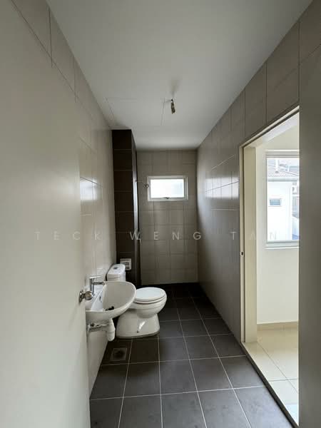 2-storey Terraced House for Sale in Bandar Rimbayu (Telok Panglima Garang) - Teck Weng Tan - Bathroom - PropertyGuru.com.my