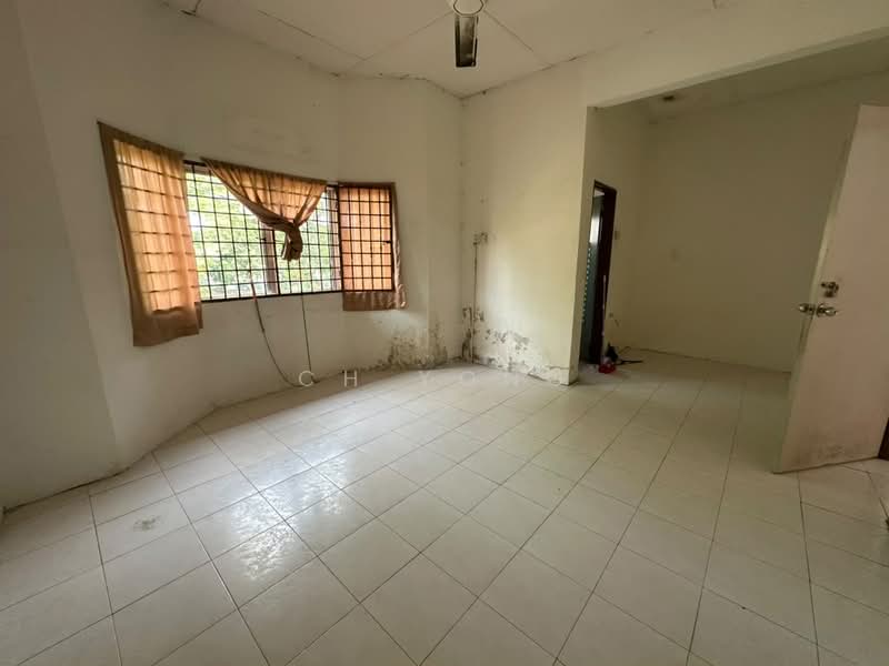 Terraced House for Sale in Taman Delima (Banting) - ch yong - Living Room - PropertyGuru.com.my