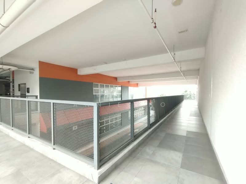 Shop / Office for Rent in Shah Alam (Selangor) - Annie Kho - Corridor - PropertyGuru.com.my