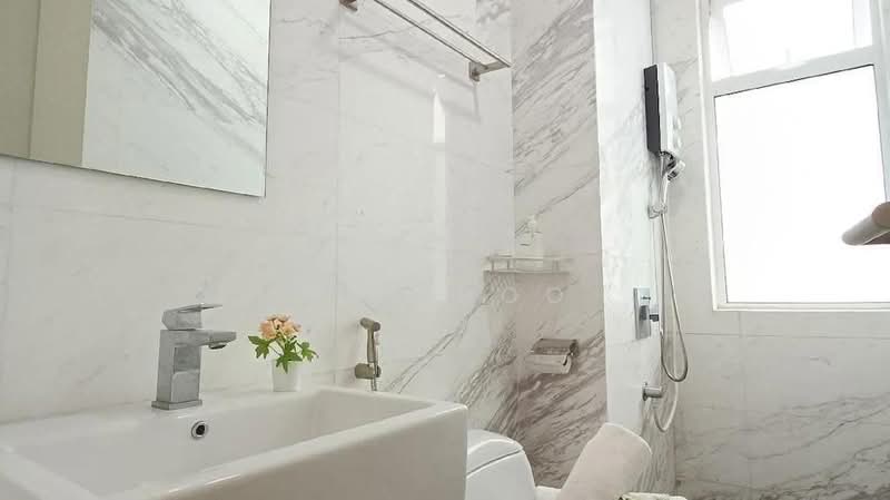Service Residence for Sale at TriTower Residence @ Johor Bahru Sentral - YC Khoo - PropertyGuru.com.my