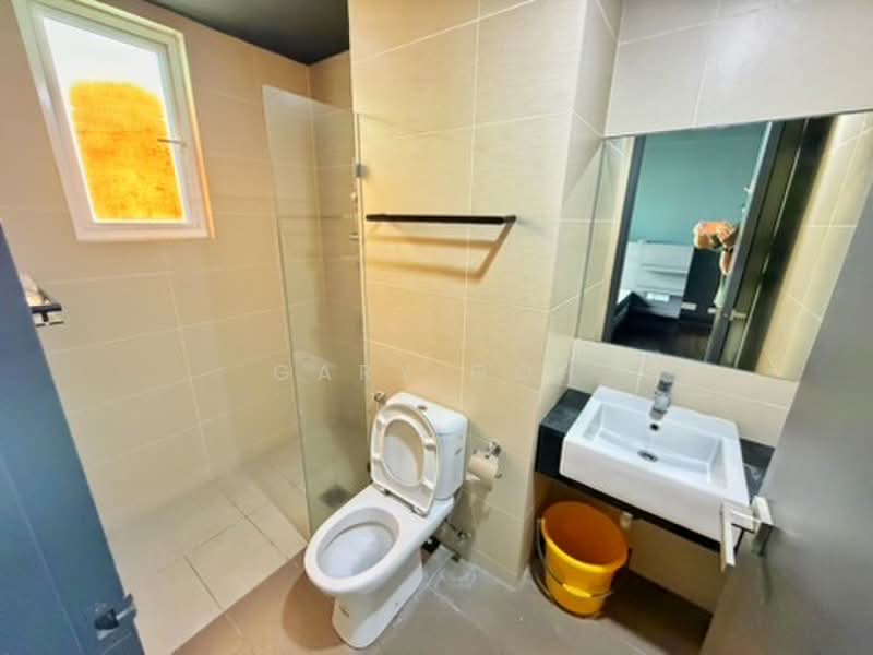 Condominium for Sale at Tropicana Bay Residences - Gary Goh - Bathroom - PropertyGuru.com.my