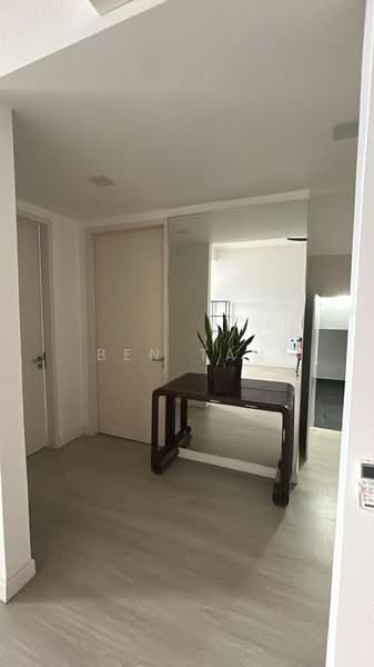 Kondominium untuk Dijual di Dua Menjalara - Ben Tan - Entrance - PropertyGuru.com.my