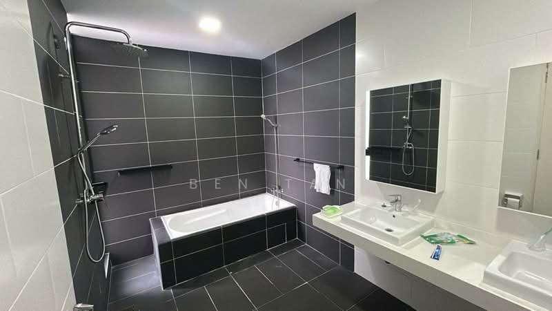 Kondominium untuk Dijual di Dua Menjalara - Ben Tan - Bathroom - PropertyGuru.com.my