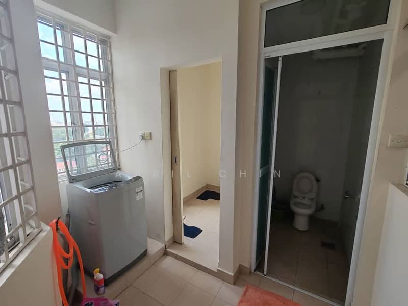 Pangsapuri untuk Disewa di Orchid View Luxury Apartment - April Chin - Bathroom - PropertyGuru.com.my