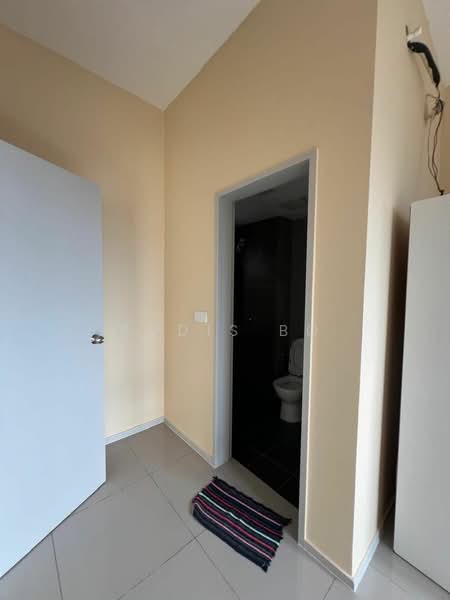 Kondominium untuk Disewa di Sky Awani Residensi 5 - Addis Bo - Bathroom - PropertyGuru.com.my