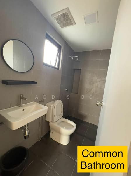 Kondominium untuk Disewa di Sky Awani Residensi 5 - Addis Bo - Bathroom - PropertyGuru.com.my