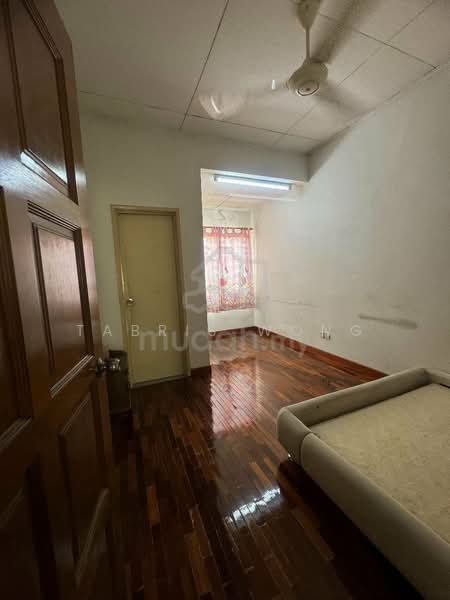 Rumah Teres 2-Tingkat untuk Dijual di Kota Kemuning (Shah Alam) - Tabris Wong - Bedroom - PropertyGuru.com.my