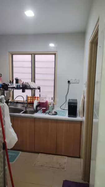 Pangsapuri untuk Dijual di Merdeka Villa - Ee Tsin Lim - Kitchen - PropertyGuru.com.my