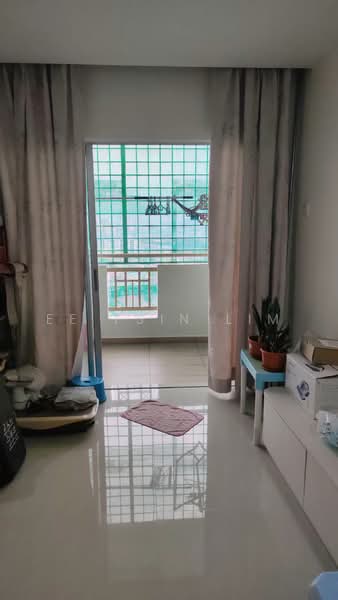 Pangsapuri untuk Dijual di Merdeka Villa - Ee Tsin Lim - Balcony - PropertyGuru.com.my