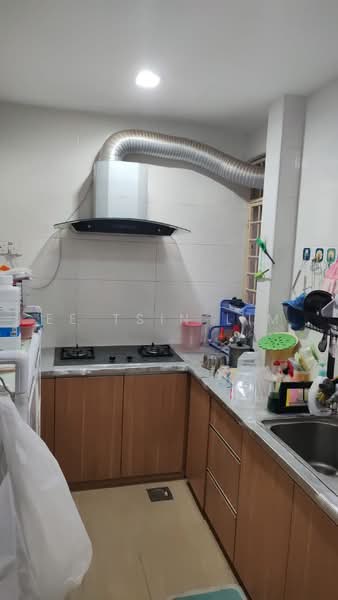 Pangsapuri untuk Dijual di Merdeka Villa - Ee Tsin Lim - Kitchen - PropertyGuru.com.my