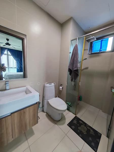 Kediaman Servis untuk Dijual di Green Haven - Coco Lee - Bathroom - PropertyGuru.com.my