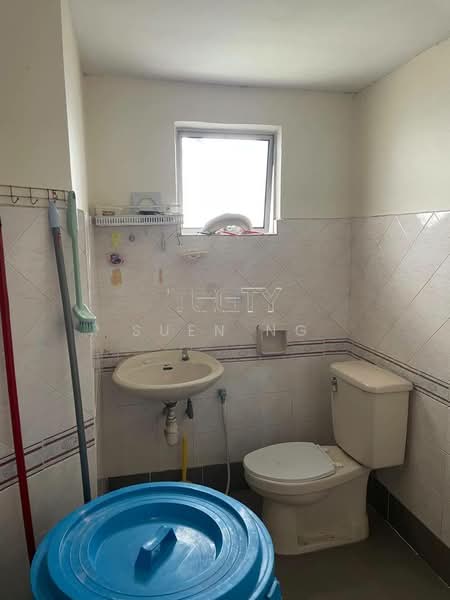 Condominium for Sale at Regency Condominium - Suen Ng - Bathroom - PropertyGuru.com.my