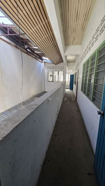 Shop for Sale in Ipoh (Perak) - Ck Nyau - Corridor - PropertyGuru.com.my