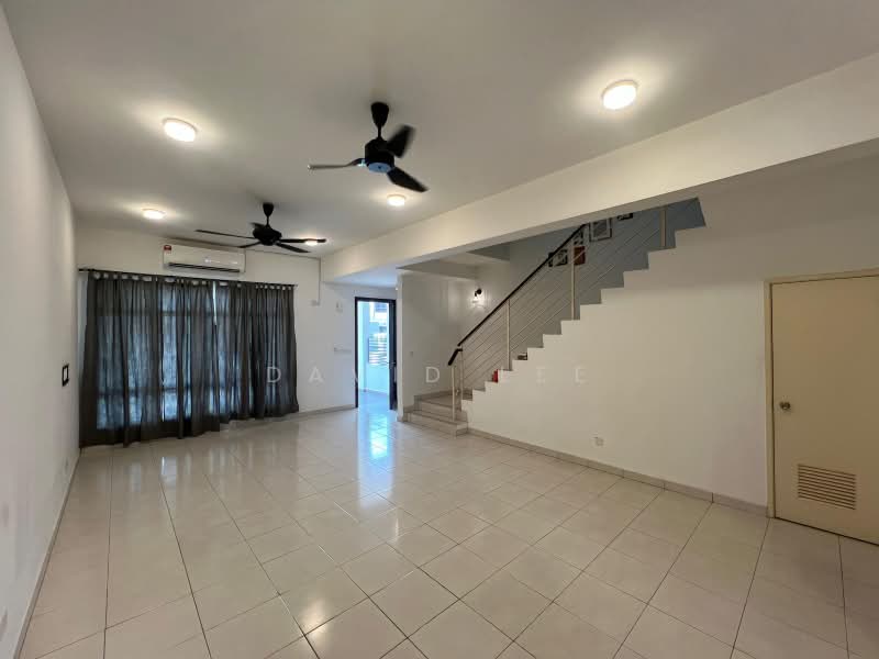 Rumah Teres 2-Tingkat untuk Disewa di M Residence 2 (Rawang) - David Lee - Living Room - PropertyGuru.com.my