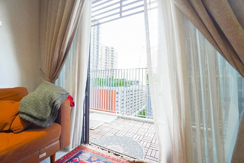 Kediaman Servis untuk Dijual di Serviced Residence @ Fera Residence @ The Quartz WM - Izzaza Izzati - Balcony - PropertyGuru.com.my