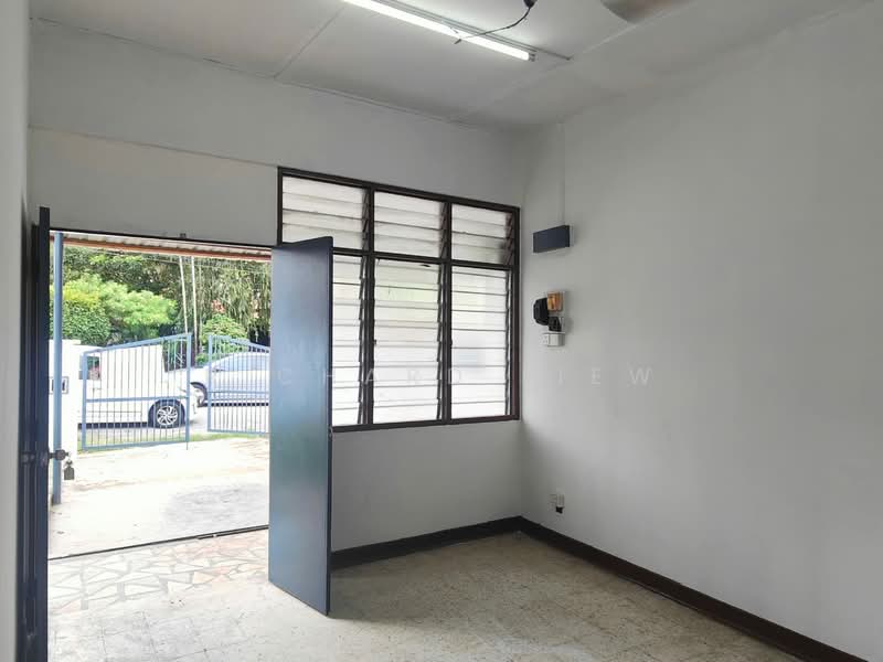Rumah Teres 1-Tingkat untuk Dijual di SS3 (Petaling Jaya) - Richard Liew - Entrance - PropertyGuru.com.my