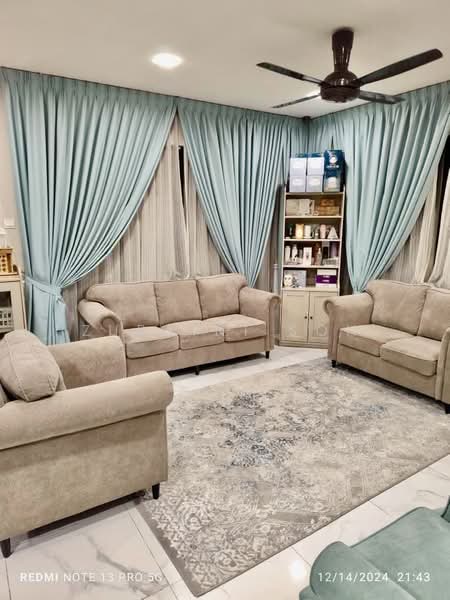 Rumah Berkembar untuk Dijual di Shah Alam (Selangor) - Zuraini Soh - Living Room - PropertyGuru.com.my