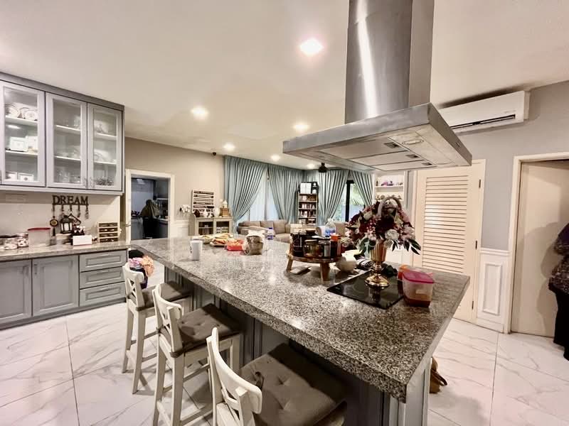 Rumah Berkembar untuk Dijual di Shah Alam (Selangor) - Zuraini Soh - Kitchen - PropertyGuru.com.my