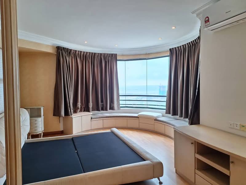 Kondominium untuk Dijual di Silverton Condominium - Ruth Ong - Bedroom - PropertyGuru.com.my