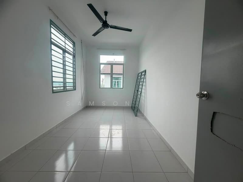 Terraced House for Sale in Taman Kundang Jaya (Rawang) - Samson Lee - Interior - PropertyGuru.com.my