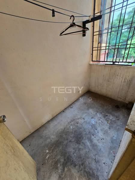 Pangsapuri untuk Dijual di Sri Bayu - Suen Ng - Balcony - PropertyGuru.com.my
