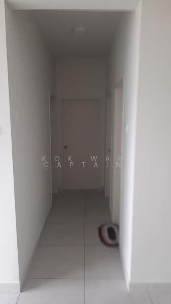 Service Residence for Sale at Majestic Maxim - Kok Wah Captain - Corridor - PropertyGuru.com.my