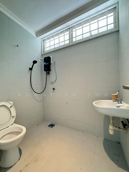Bungalow House for Rent in Ampang Jaya (Ampang) - Norafian SMH - Bathroom - PropertyGuru.com.my