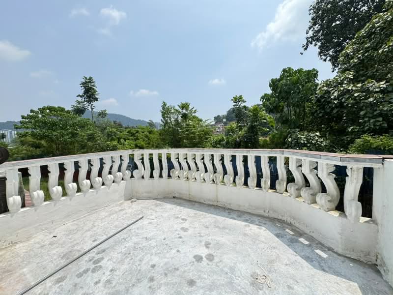 Bungalow House for Rent in Ampang Jaya (Ampang) - Norafian SMH - Balcony - PropertyGuru.com.my